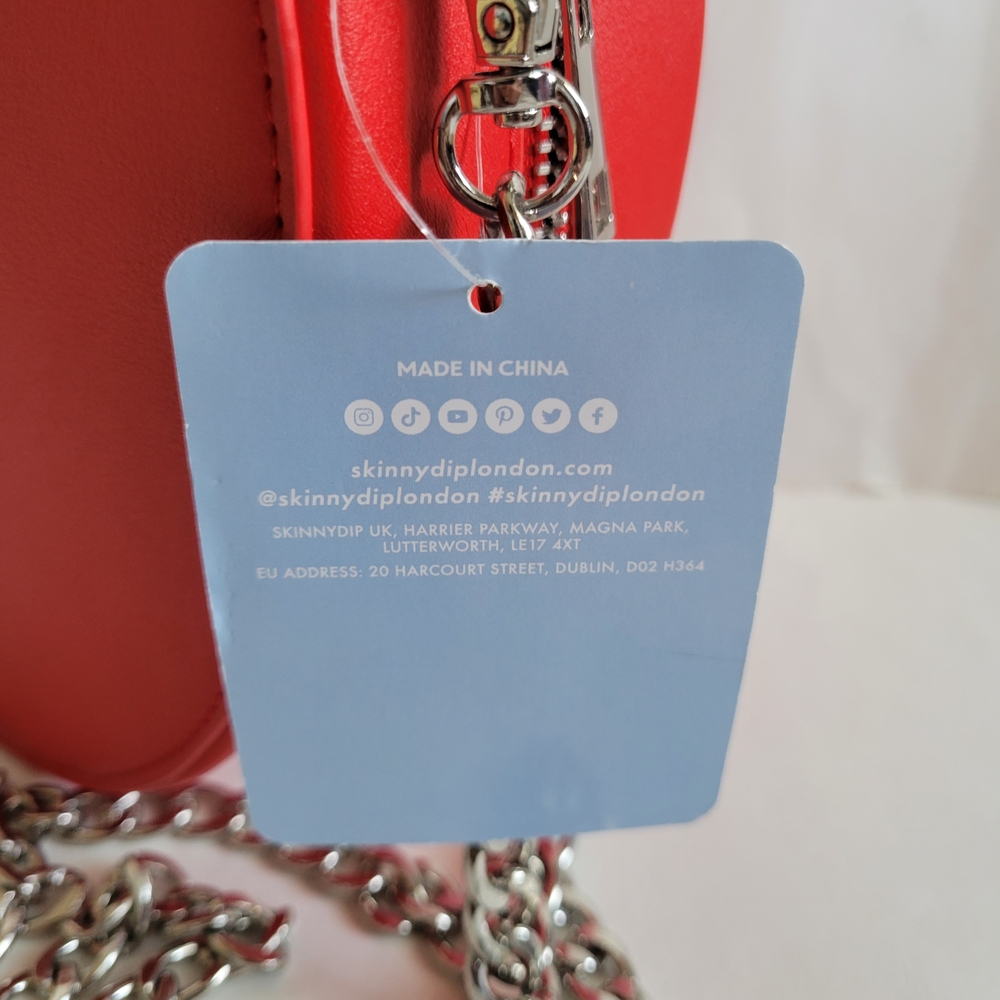 Care Bears x Skinnydip London Red Crossbody Bag with Chain Straps NWT - Picture 3 of 12